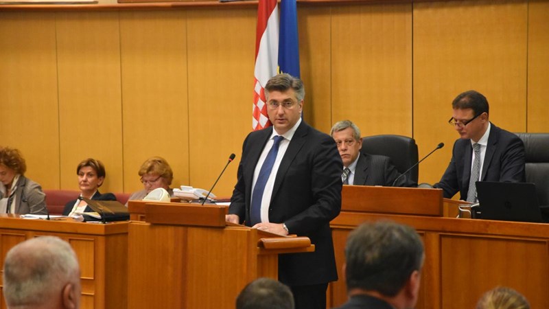 Predsjednik Vlade: Moramo jačati mehanizme koji će spriječiti nasilje nad ženama i nasilje u obitelji 